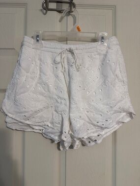 Hollister White Eyelet Drawstring Athletic Shorts